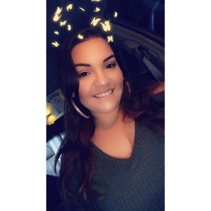 Meet your Posher, Lindsey